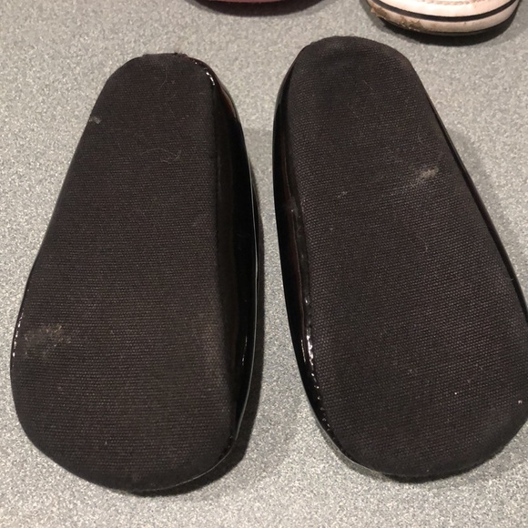 Toddler Girl Shoe Bundle lot of 6 - Picture 3 of 14